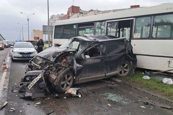 В Екатеринбурге в ДТП пострадали три человека, в том числе 6-летняя девочка