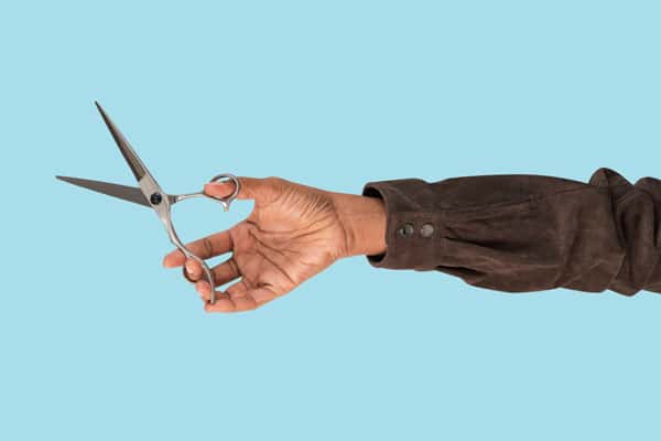 В Тюменской области мужчина напал с ножницами на врачей и пациентов в больнице