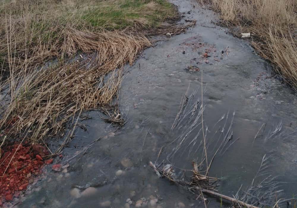 Жители посёлка под Челябинском жалуются на «газовую камеру с сероводородом»