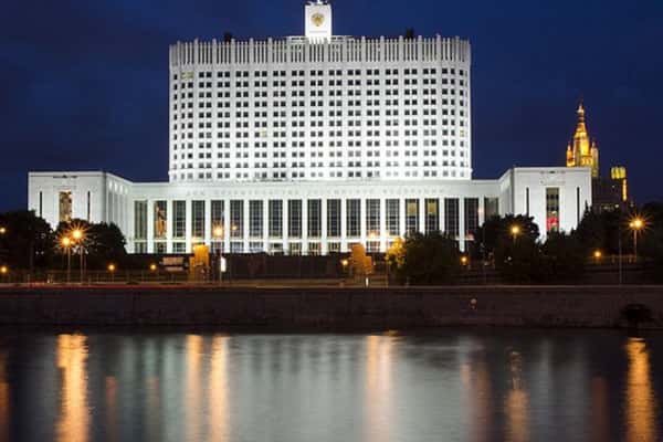 Кто сохранит посты в правительстве России? 