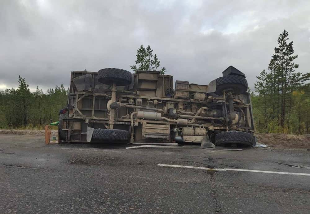 Автобус с вахтовиками разбился в ДТП 