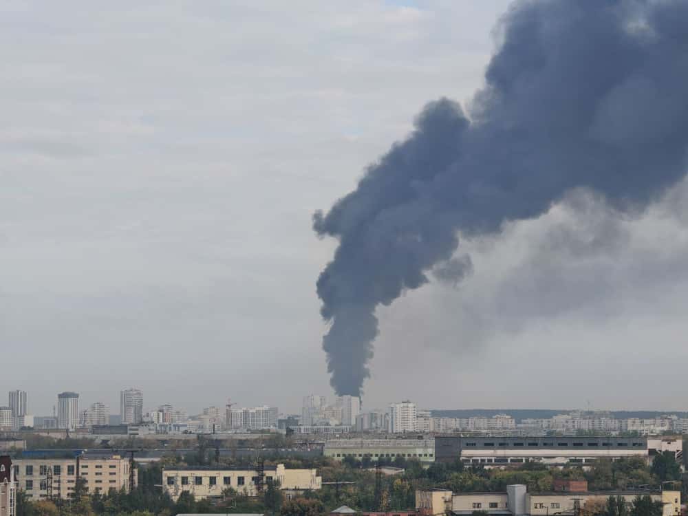 На Уралмаше ликвидировали пожар в промышленной зоне