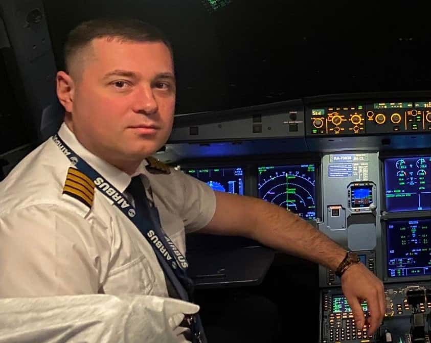 Посадивший самолёт в пшеничное поле пилот «Уральских авиалиний» ищет работу 