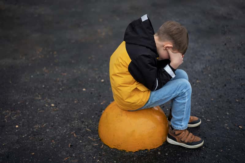 Десятилетний сирота оказался брошен опекунами 22-х детей в больнице Тюмени 