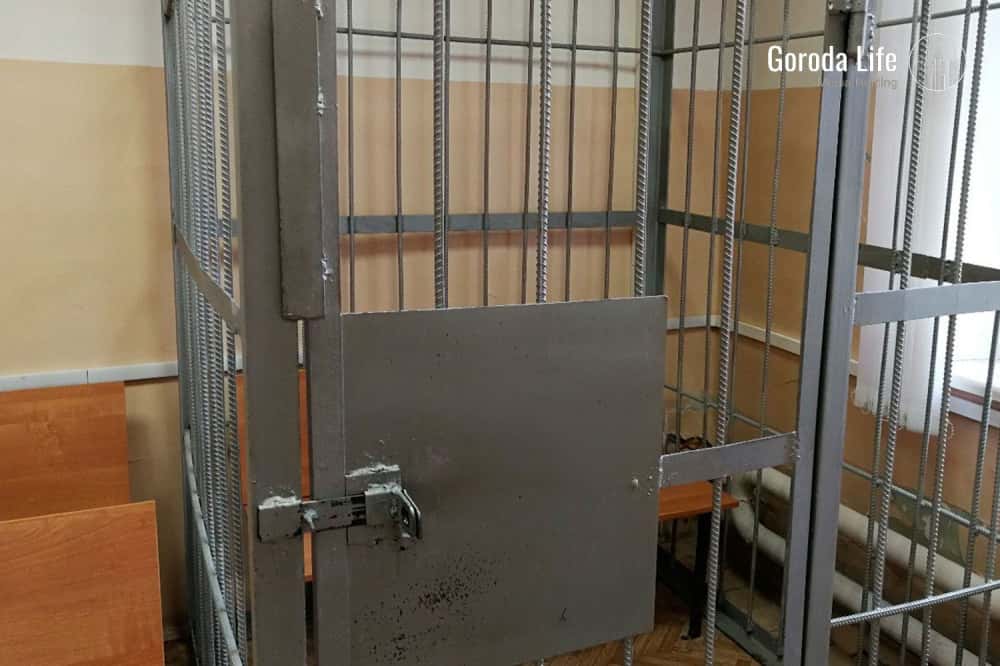 Обманувшего столичную актрису на 19 млн рублей уральца отправили в колонию 