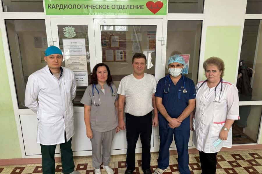 На Урале врачи спасли мужчину с электрическим штормом после инфаркта миокарда 