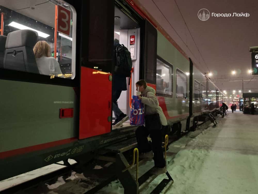 В Тюменской области поезд задавил 48-летнего мужчину 