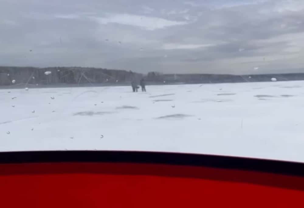 В Свердловской области чуть не погибли пятеро рыбаков 