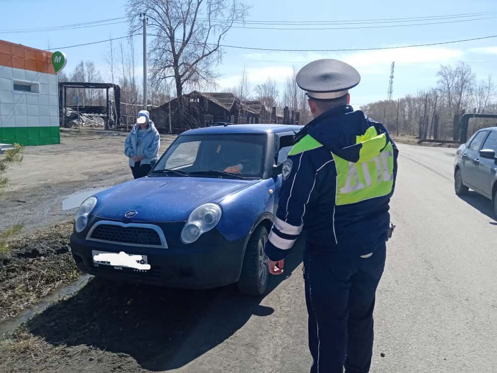 В Краснотурьинске автоледи сбила девочку, переходившую дорогу с бабушкой 