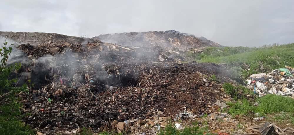 Мусорный полигон загорелся в Новоуральске