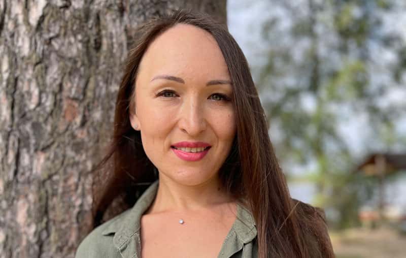 «Помогая другим, я помогаю себе и миру»: гипнолог Анна Телина рассказала «Урал24» о своей миссии