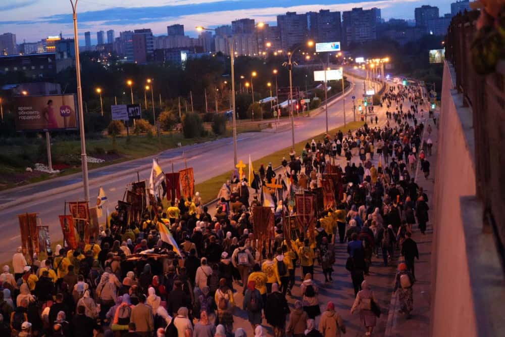 В Екатеринбурге участниками Царского крестного хода стали 40 тысяч человек 