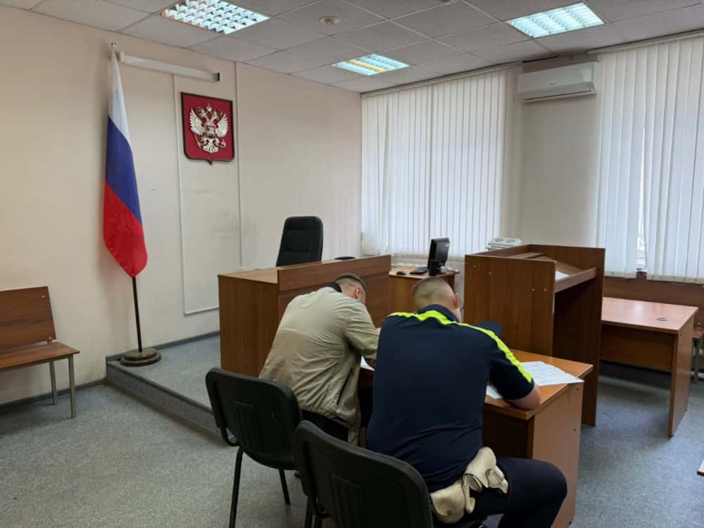 Злостный нарушитель правил тонировки заплатит штраф в Екатеринбурге 