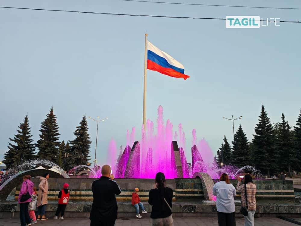 «Тагилдорстрой» заплатил половину штрафа за нарушения при установке 50-метрового флагштока 