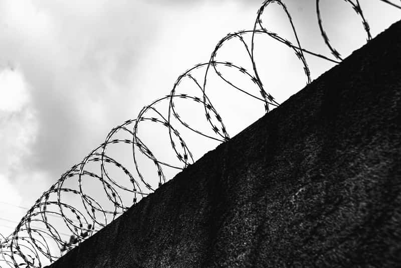 После больницы бывшего вице-губернатора Чемезова доставили в ИВС