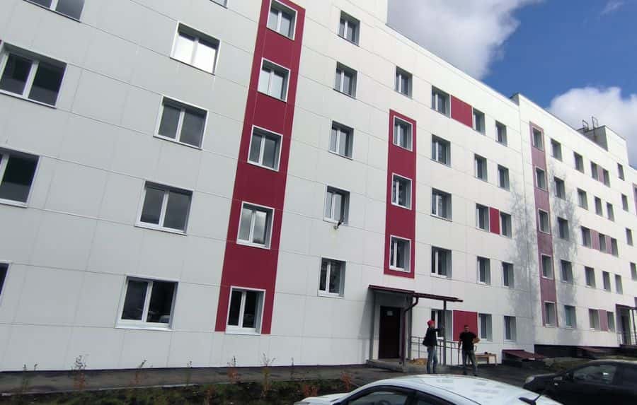 39 сирот северного Урала получили бесплатно квартиры 