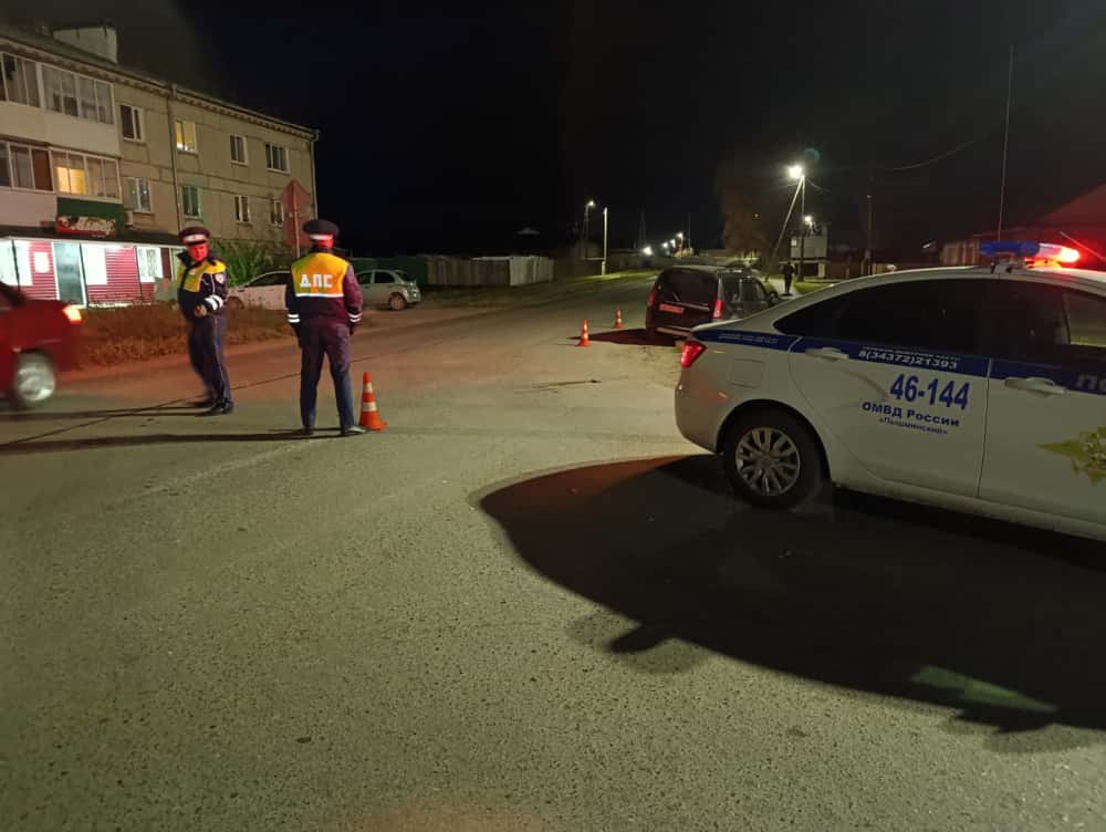 На Урале в ДТП бесправный водитель навредил себе и 14-летней пассажирке 