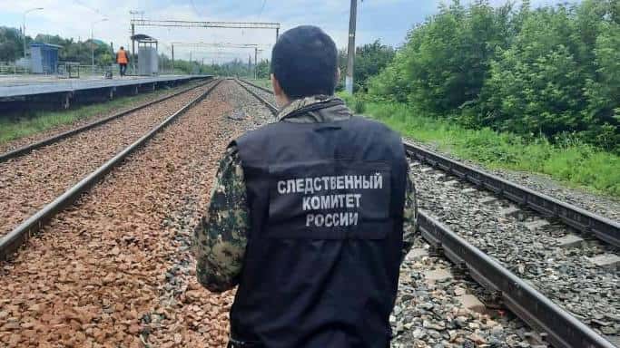 В Тюмени подросток-зацепер сорвался с крыши вагона и погиб 