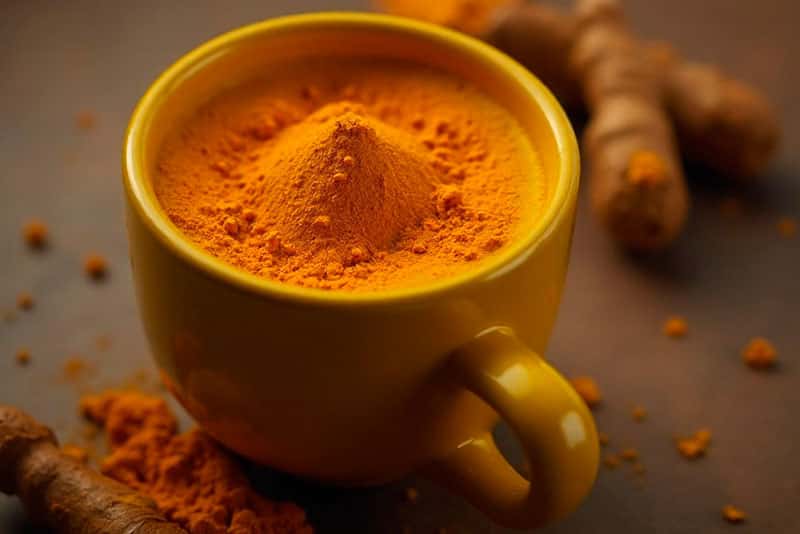 Когда пить кофе по утрам: научный совет гастроэнтеролога о биоритмах и здоровье ЖКТ