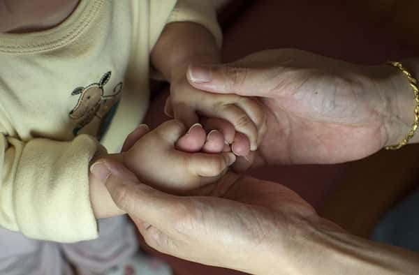 Самые популярные имена новорождённых в Свердловской области в 2025 году: Михаил и София лидируют 