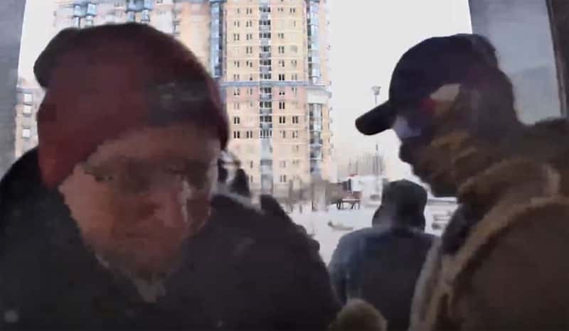 «Фантомас» снова напал: в Екатеринбурге атаковали пенсионера у подъезда