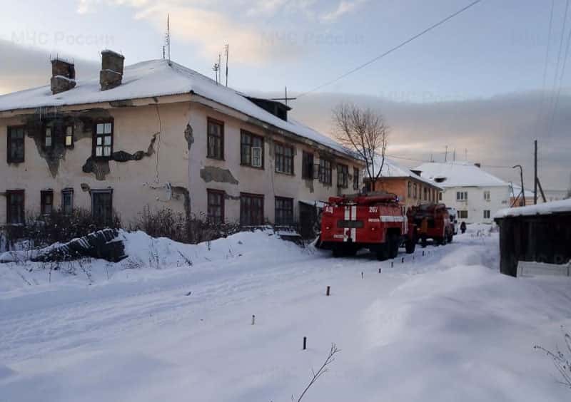 Четыре пожара в жилом секторе Свердловской области за сутки: один погибший