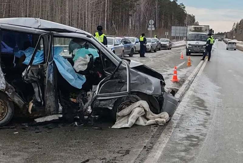 Смертельное ДТП на ЕКАД: водитель «Хонды» погиб, водитель «Тойоты» травмирован