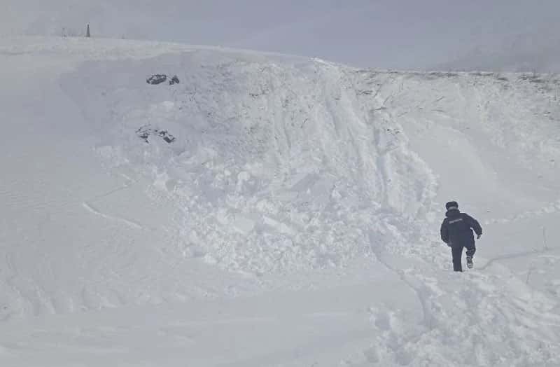 Двое детей погибли под снежным сходом в Шалинском районе