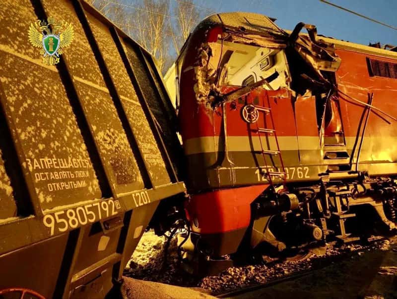 Сход вагонов с зерном в Пермском крае вызвал задержки поездов по России