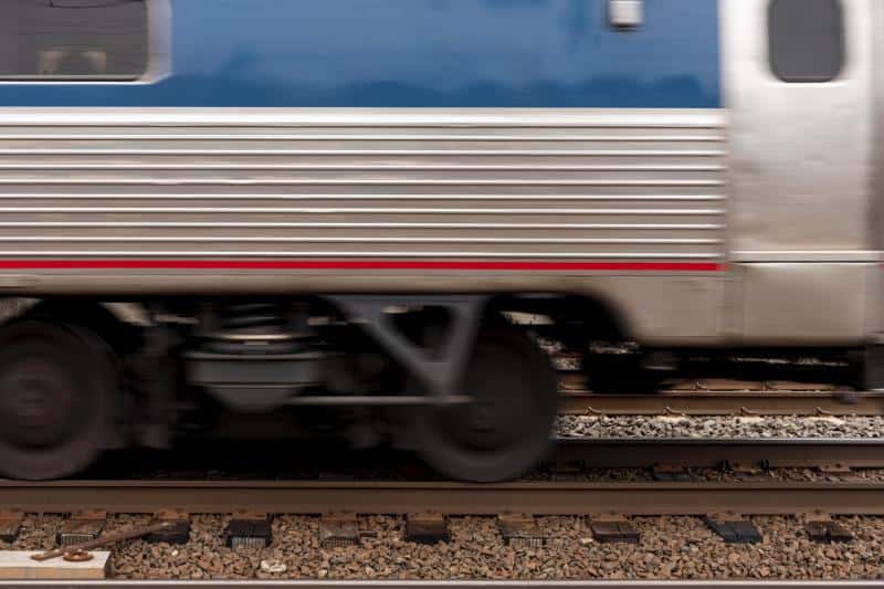 На переезде в Каменске-Уральском не было «стоп-линии» — РЖД заплатит 200 тысяч рублей