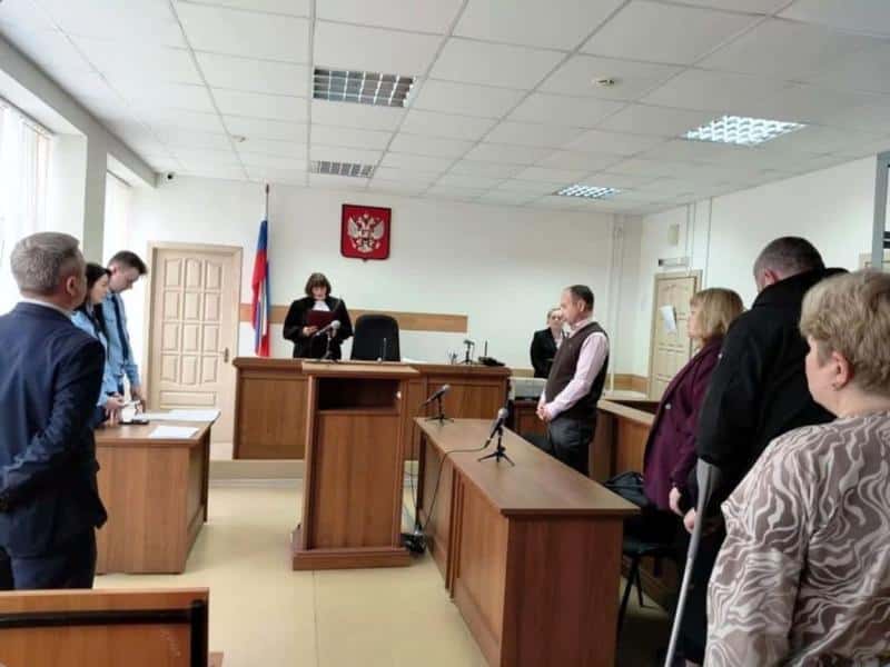 Кража почти на 40 млн рублей с завода ПНТЗ в Первоуральске — охранник и водитель получили условные сроки