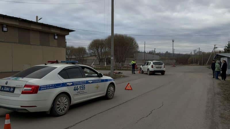 ДТП с ребёнком на Урале — девочка на велосипеде столкнулась с «Рено Дастер» и попала в больницу