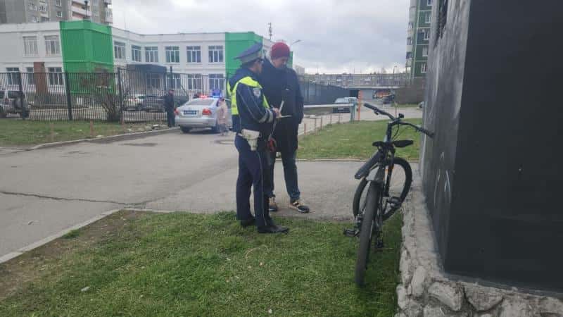 ДТП с ребёнком-велосипедистом — водитель внедорожника не заметил мальчика из-за будки