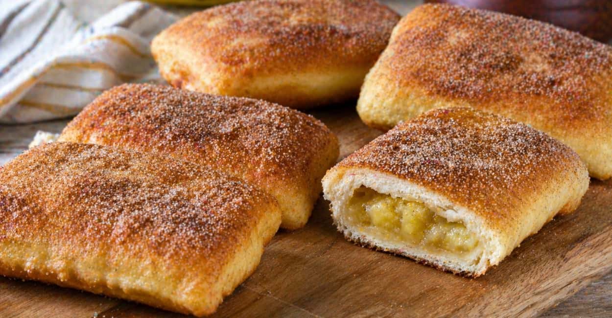 Беру банан и готовое тесто — через 15 минут готов обалденный завтрак, на вкус как десерт из кондитерской