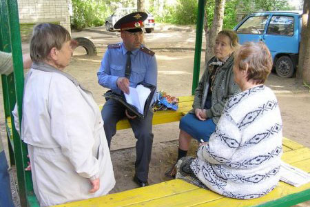 В Екатеринбурге выбирают «Народного участкового» В Екатеринбурге выбирают «Народного участкового»