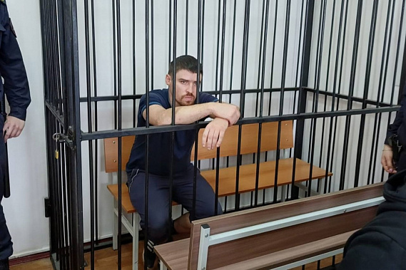 Тагильчане собирают подписи в защиту слесаря "ГАЗЭКСа" | Жители Нижнего Тагилазаступились за задержанных газовщиков