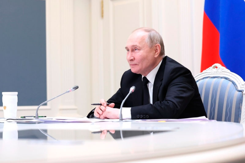 Путин заявил о необходимости роста средней продолжительности жизни  | Путин поставил задачу повысить продолжительность жизни до 78 лет 