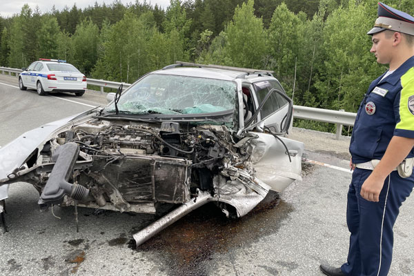 В Свердловской области в ДТП пострадали четыре человека, среди них дети 6 и 10 лет