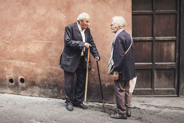 Челябинский губернатор похвалился увеличением продолжительности жизни | В Челябинской области продолжительность жизни достигла маскимума