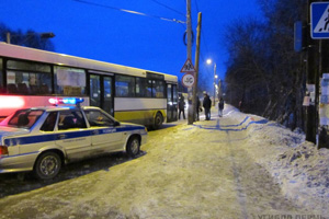 В Перми пенсионера переехали три автомобиля