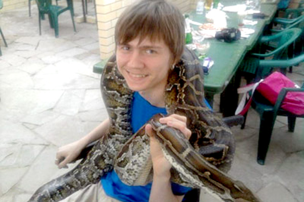 Умер 22-летний участник шоу "Битва экстрасенсов"