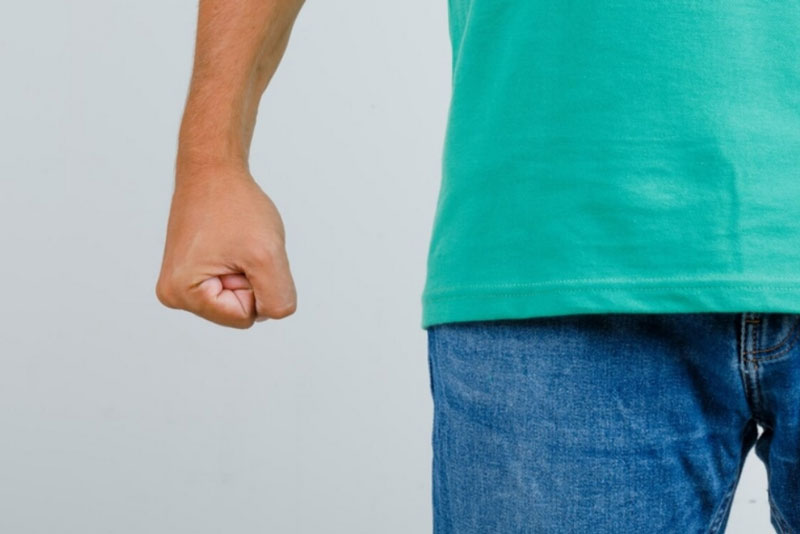 «Руководство пытается замять это дело»: Мизулина следит за ситуацией с избиением школьника в Нижнем Тагиле | Мизулина направила обращение в СК по факту травли школьника на Урале