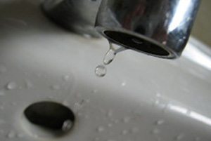 Жители Березников ждут воды Жители Березников ждут воды