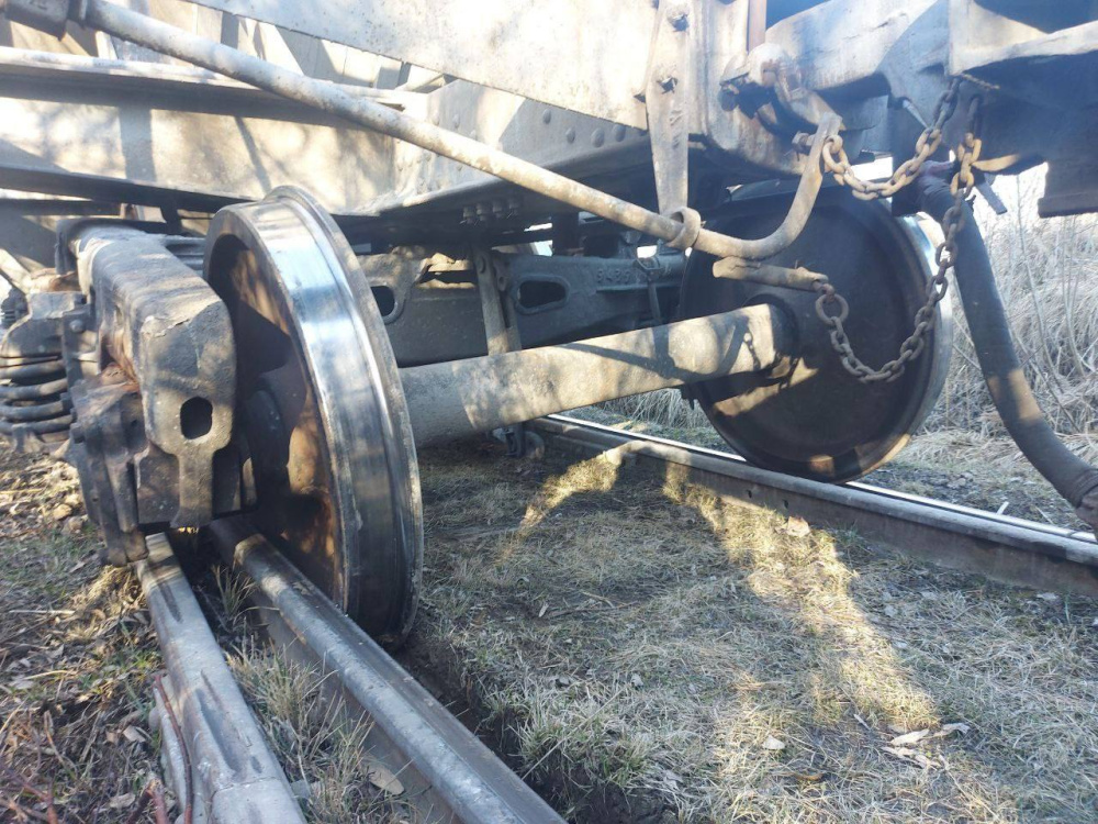 Железнодорожная авария под Тюменью — вагоны с цементом сошли с пути | В Тюменской области вагоны с цементом сошли с рельсов Железнодорожная авария под Тюменью — вагоны с цементом сошли с пути | В Тюменской области вагоны с цементом сошли с рельсов