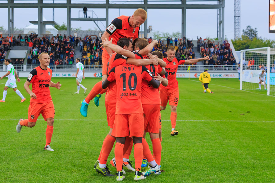 Всегда онлайн: футбольный клуб «Урал» усилил «мобильную» оборону