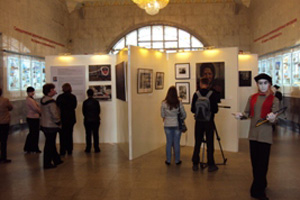 На железнодорожном вокзале Екатеринбурга открылась экспозиция «10 выставок на 10 вокзалах»