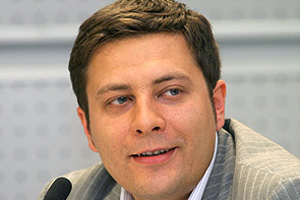 У телеканала Сергея Минаева оказались прокремлевские учредители