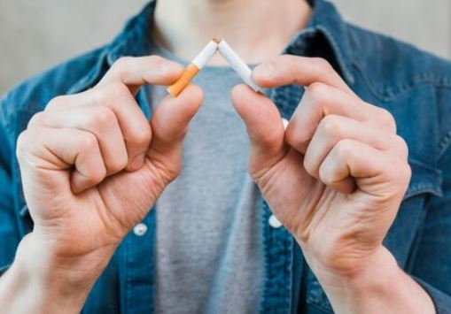 Свердловчанин накормил пасынка сигаретами, чтобы отучить курить | Уралец заставил 11-летнего пасынка съесть несколько сигарет 