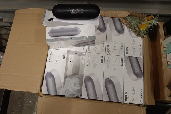 Уральские таможенники не пустили в Екатеринбург запрещённый груз