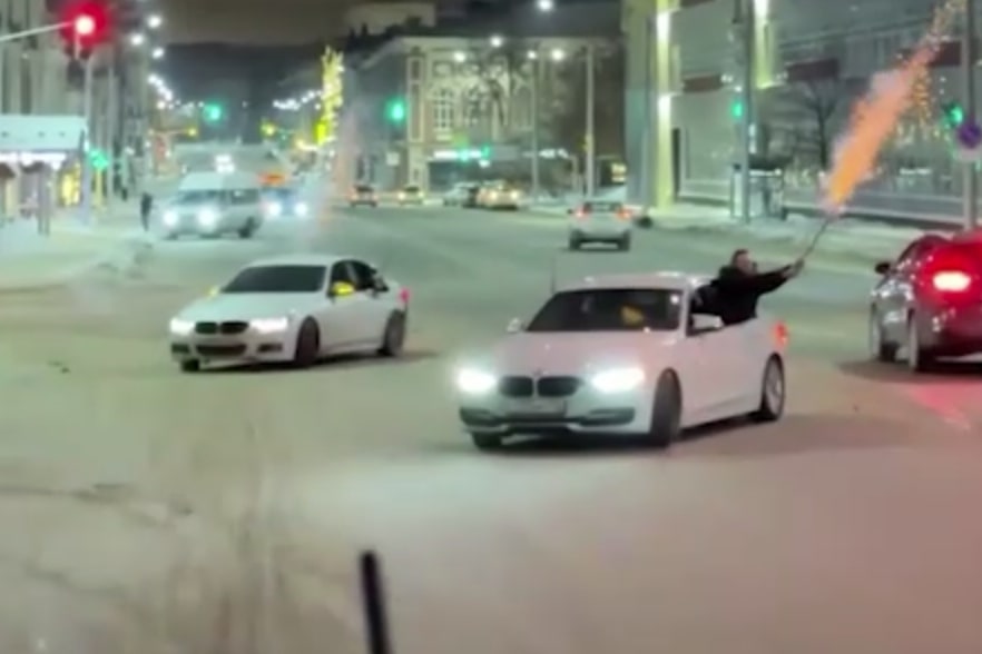 В Уфе блогеры пытались снять видео, но мощно влетели в стену